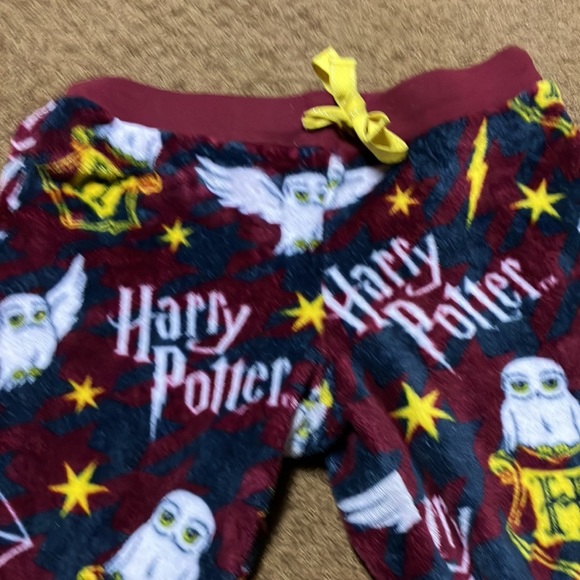 Harry Potter Medium pants sleepwear; they could be lounge pants soft comfy EUC - Picture 5 of 8